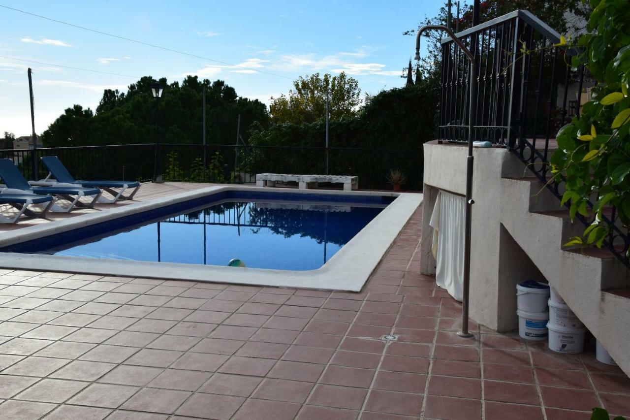 Apartamento En Villa Con Piscina مالقة المظهر الخارجي الصورة